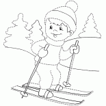 在樹林裡的男孩滑雪